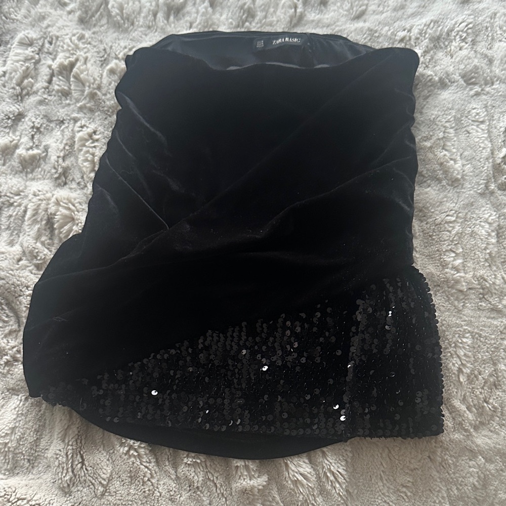 Zara Black Velvet and Sequin Mini Skirt